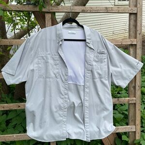 Columbia fishing shirt